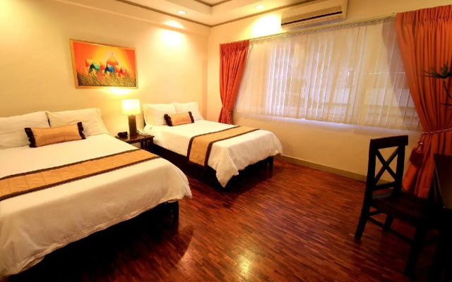 Casa Pura Inn and Suites