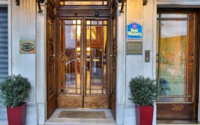 Best Western Hotel Moderno Verdi вид на фасад
