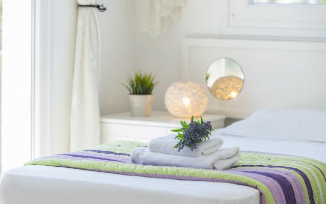 Отель Protaras Villa Mandali 19 комната для гостей