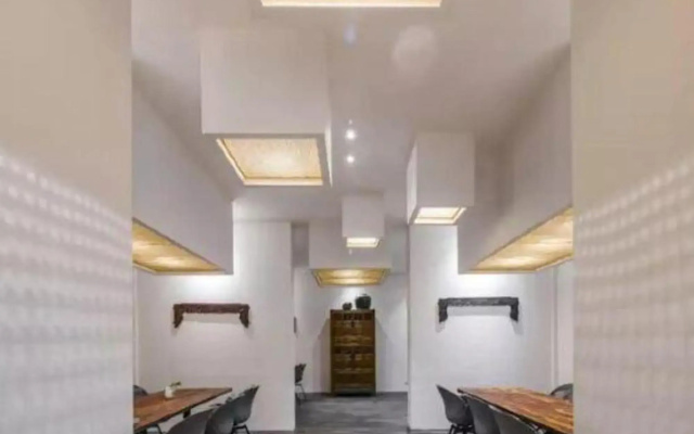 Youjian Shibashe Inn