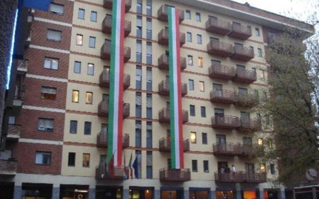 Student Plus House