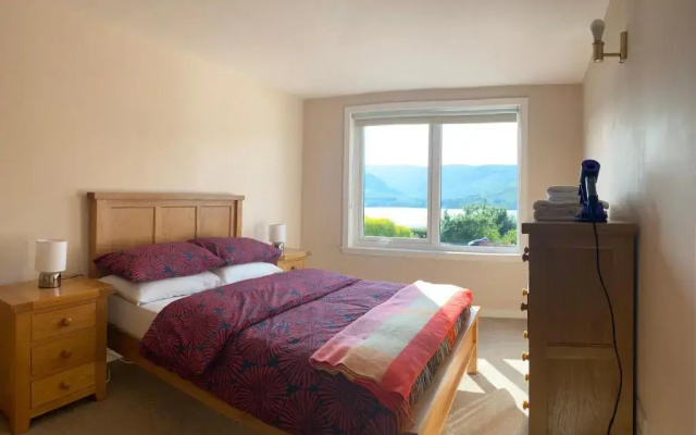 Conaglen, one bedroom apartment with stunning views.