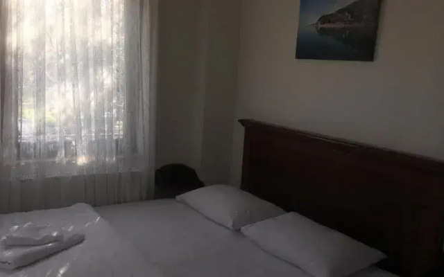 Cunda Nesos Pansiyon