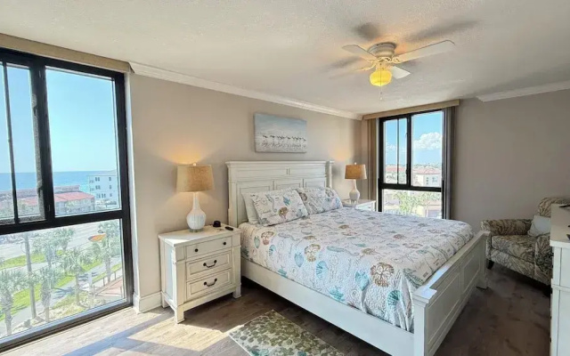 Coastal Nest @ Enclave 602a