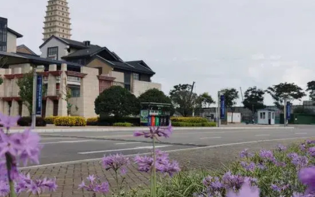 Fenglongwan Bieyuan Hotel