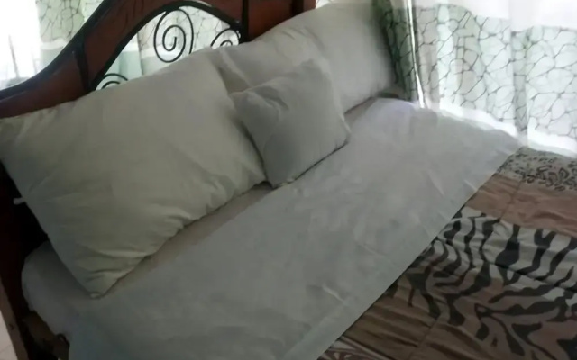 Golden Bay Hotel