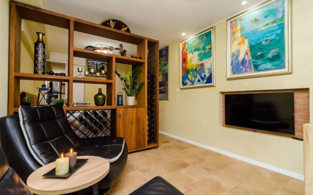 Apartment City Getaway
