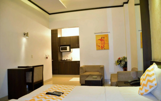 OYO Premium Sector 54