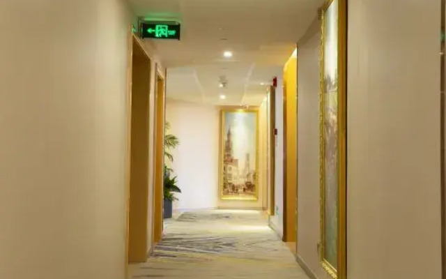 Vienna International Hotel (Huaihua City Center)