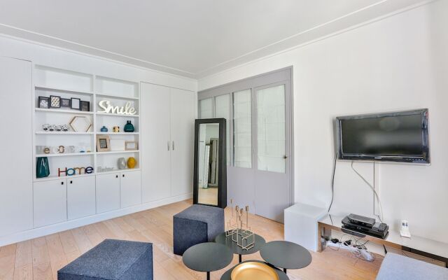 37 - Luxury Flat Montaigne 2