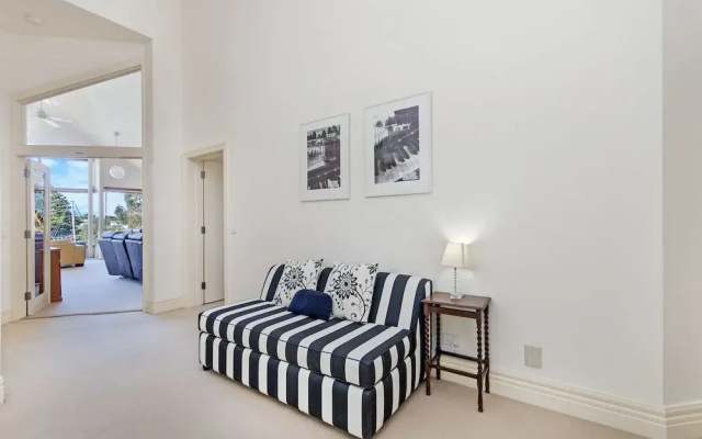 Shearwater Penthouse Apartment