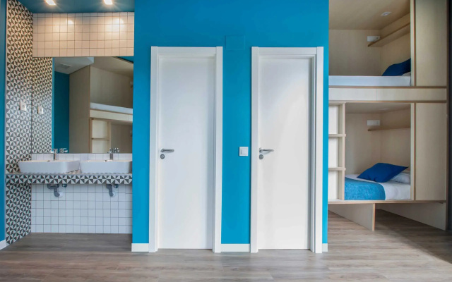 Mola Hostel