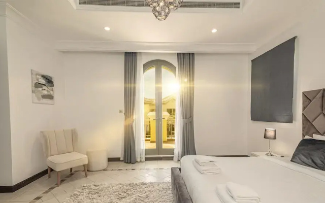 LUX Holiday Home - Frond P 1