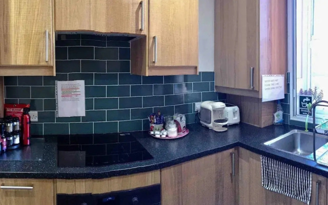 2-bed Historic Apartment in old Town Edinburgh