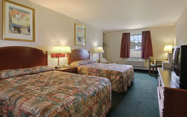 Howard Johnson by Wyndham Williamstown