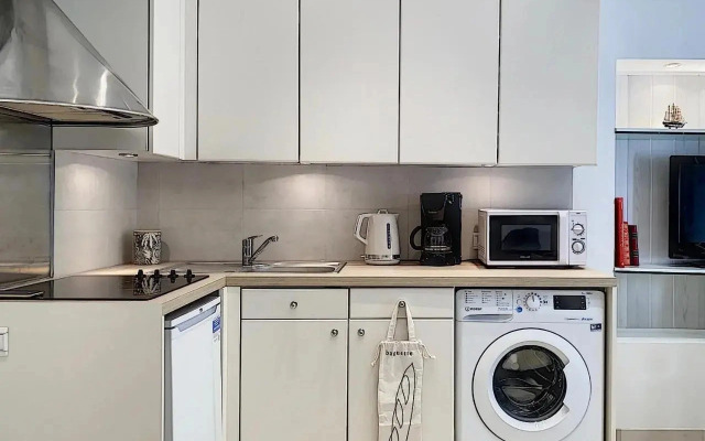 Charming flat in Old Antibes - 50m from the sea