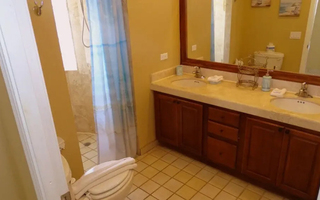 Grande 105 - 2 Br Condo