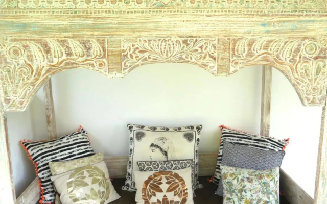 Gili Khumba Villas