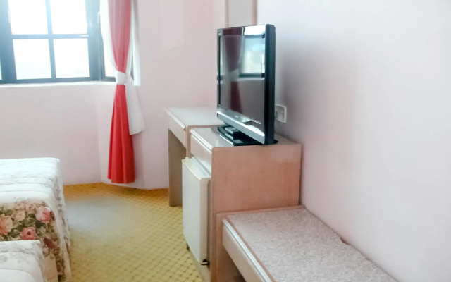 Hotel Rainbow