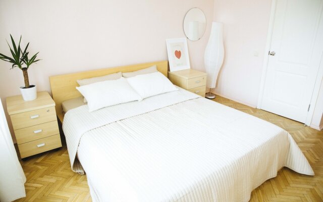 Гостиница Funny Dolphins Apartments Dmitrovskaya в Москве отзывы, цены и фото номеров - забронировать гостиницу Funny Dolphins Apartments Dmitrovskaya онлайн Москва комната для гостей