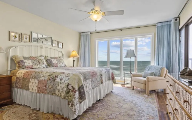 Point Prospect Shores