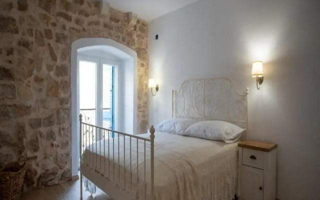 House of Nice Memories