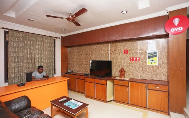OYO Flagship 4877 Aradhya residency