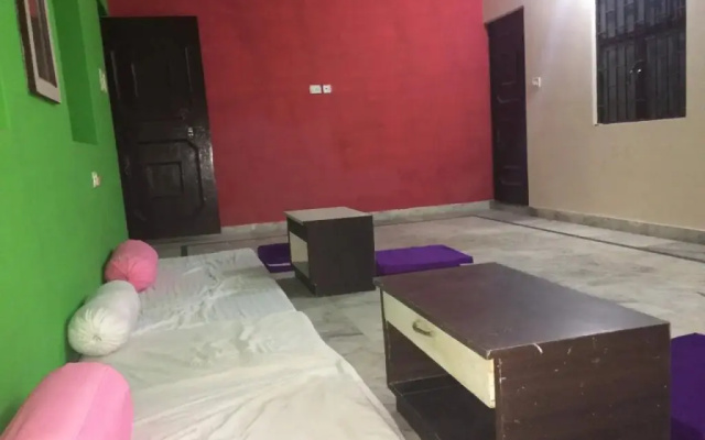 3 Musketeers Hostel