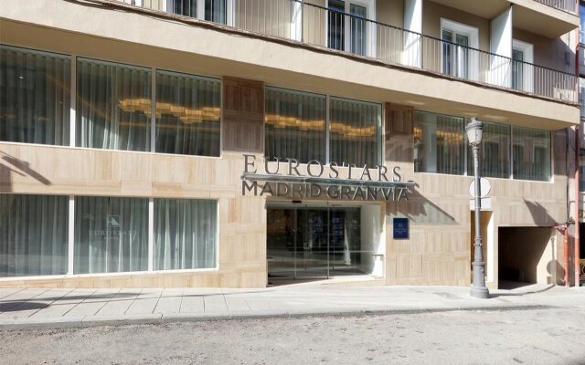 Отель Exe Hotel El Coloso Испания, Мадрид - 2 отзыва об отеле, цены и фото номеров - забронировать отель Exe Hotel El Coloso онлайн вид на фасад