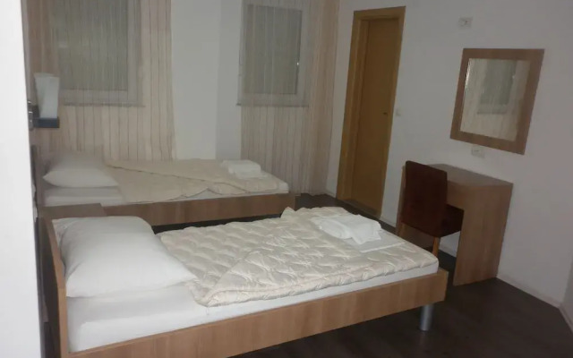 Hotel Villa Monaco