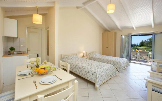 Alkioni Hotel
