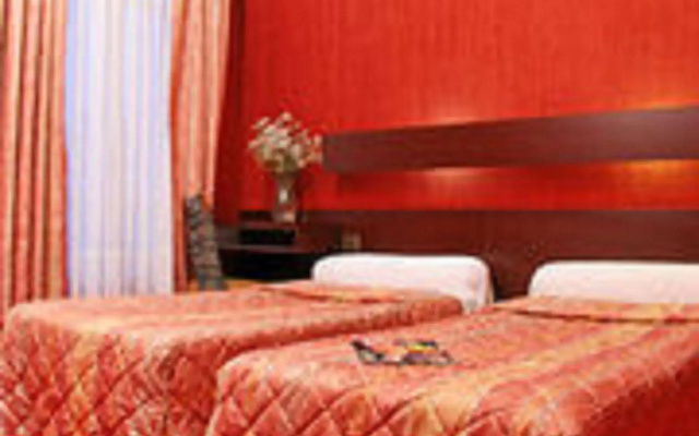 Lala Hotel