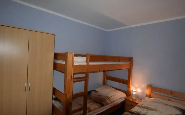 Quaint Bungalow in Reddelich near Baltic Sea Coast