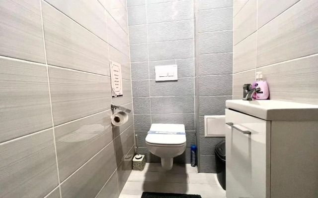 2-КОМН, самый ЦЕНТР,КОРПУСНЫЙ ПАРК