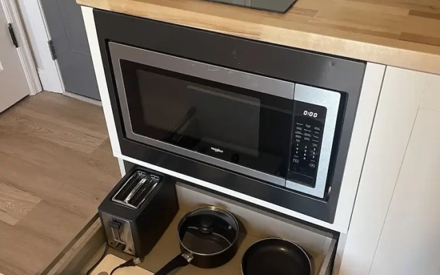 Apartment 202