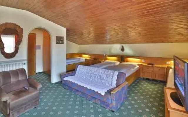 Hotel Serles