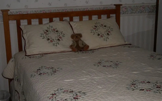 Bears Lair Inn