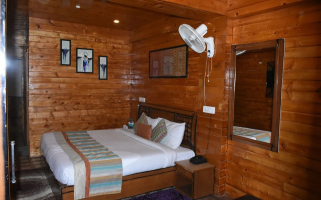 Aanantham Country Resort