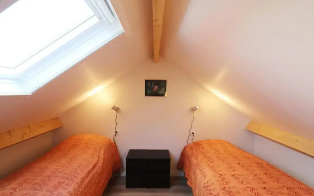 Chalet in Friesland Near Large Lakes