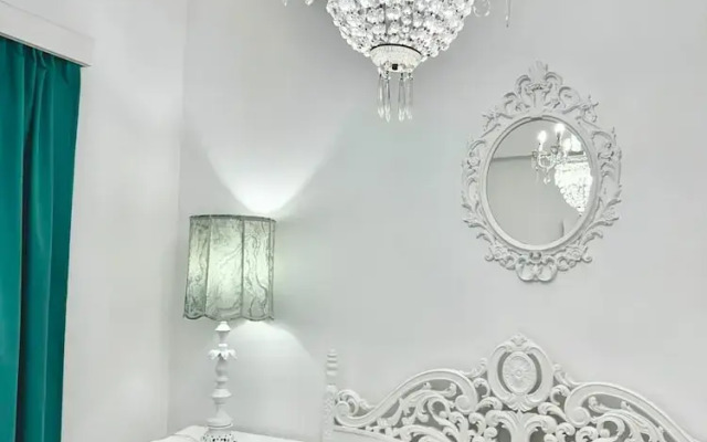Lora Home by Frangki