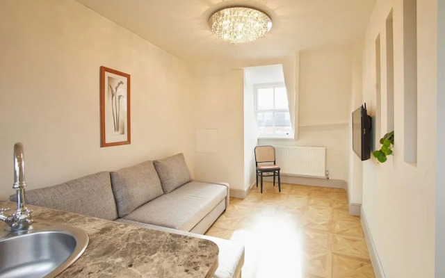 Host Stay Osbourne Apartment