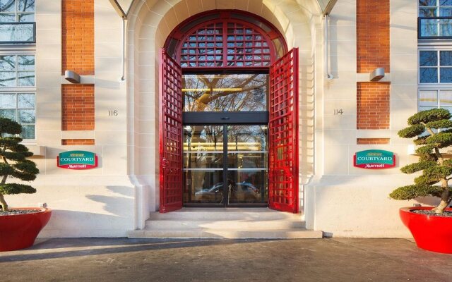 Отель Courtyard By Marriott Paris Boulogne Булонь-Бийанкур вид на фасад