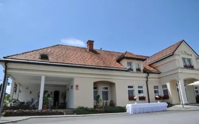 Gostisce Stari Hrast