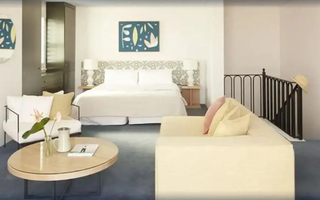 Hotel Ravesis