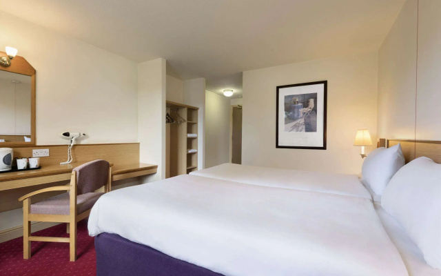 Days Inn by Wyndham Tewkesbury Strensham
