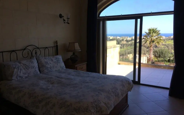 Ellie Boo Bed & Breakfast
