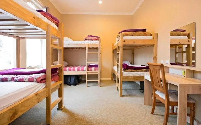 The Prince Albert Backpackers & Bar
