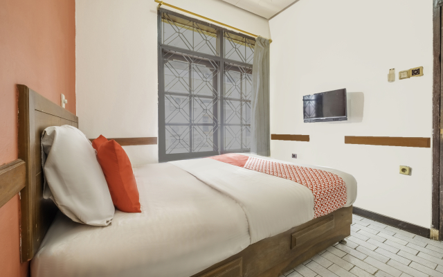 OYO 1945 Hotel Bali Indah