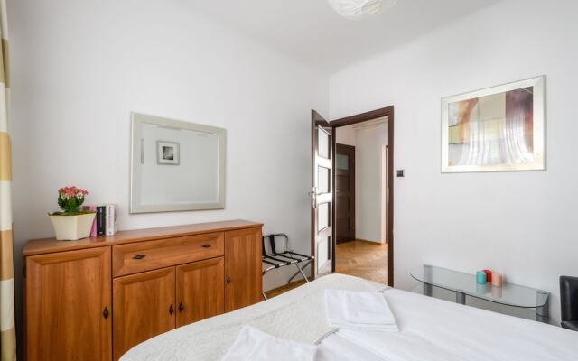 Отель Airport Apartment Kings Bed by 404 Rooms Польша, Варшава - отзывы, цены и фото номеров - забронировать отель Airport Apartment Kings Bed by 404 Rooms онлайн
