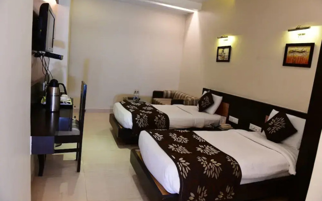 Hotel Ravisha Continental